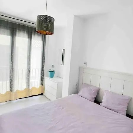 Stylish 2 Bedroom Next To Lamerced Plaza