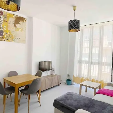 Apartment Stylish 2 Bedroom Next To Lamerced Plaza Malaga